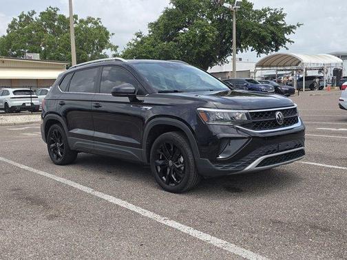 2023 Volkswagen Taos 1.5T SE