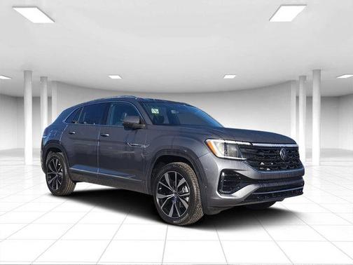 2025 Volkswagen Atlas Cross Sport 2.0T SEL Premium R-Line