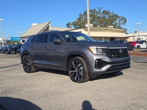 2025 Volkswagen Atlas Cross Sport 2.0T SEL Premium R-Line