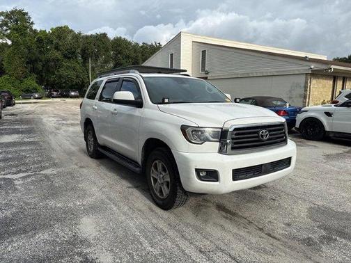 2018 Toyota Sequoia SR5