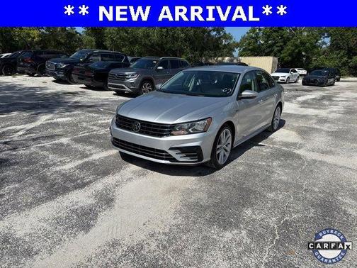 2018 Volkswagen Passat 2.0T R-Line