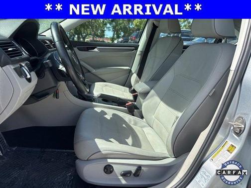 2018 Volkswagen Passat 2.0T R-Line