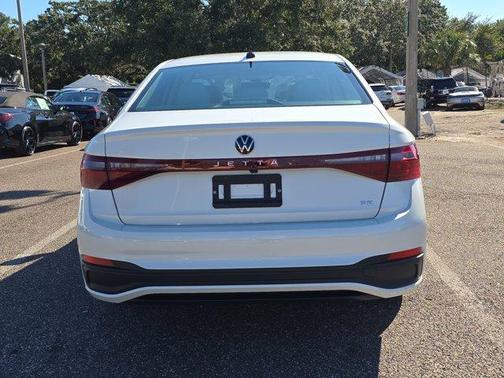 2026 Volkswagen Jetta 1.8T SE