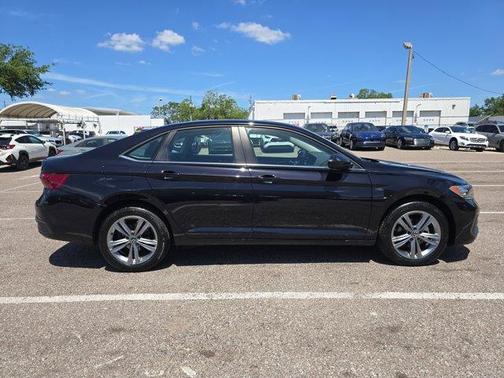 2024 Volkswagen Jetta 1.5T SE