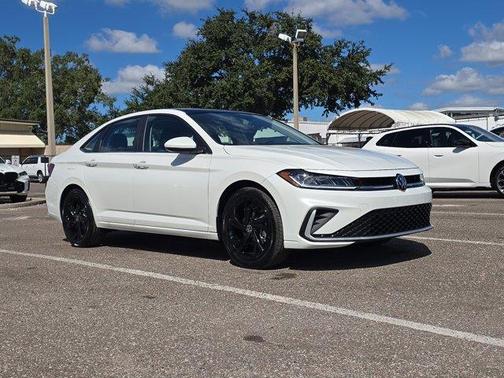 2026 Volkswagen Jetta 1.8T SE