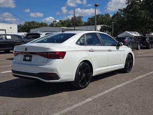 2026 Volkswagen Jetta 1.8T SE