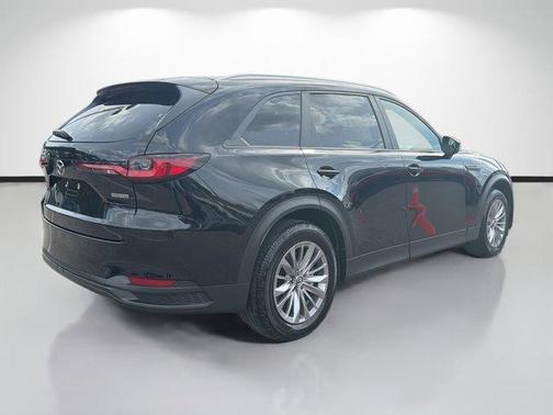 2024 Mazda CX-90 SE