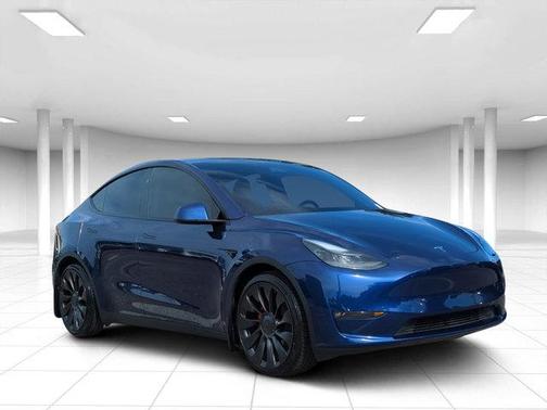 2023 Tesla Model Y Performance