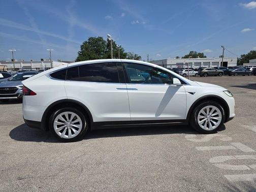 2020 Tesla Model X Long Range