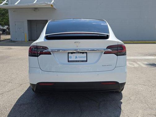 2020 Tesla Model X Long Range