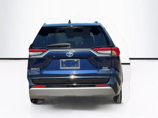 2020 Toyota RAV4 Hybrid XSE