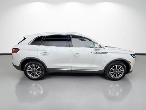 2021 Lincoln Nautilus Reserve