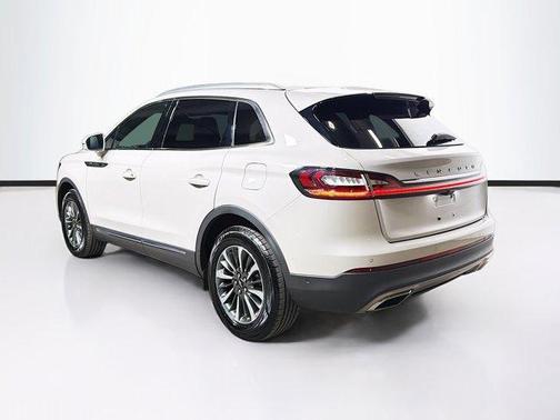 2021 Lincoln Nautilus Reserve