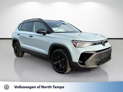 Monument Gray W/Deep Black Roof 2026 Volkswagen Taos 1.5T SE Black