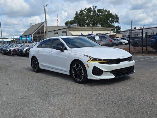 2023 Kia K5 GT-Line