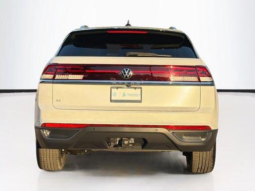 2026 Volkswagen Atlas Cross Sport 2.0T SE