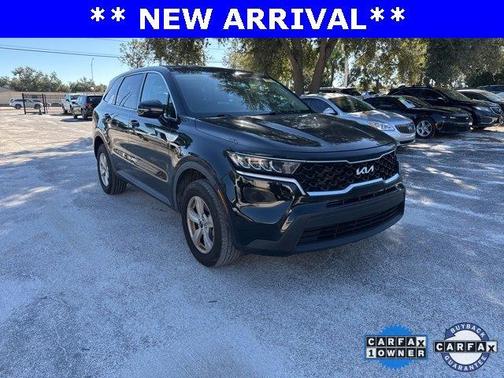 2022 Kia Sorento LX