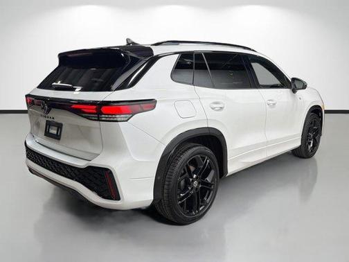 Opal White Pearl 2026 Volkswagen Tiguan 2.0T SE R-Line Black