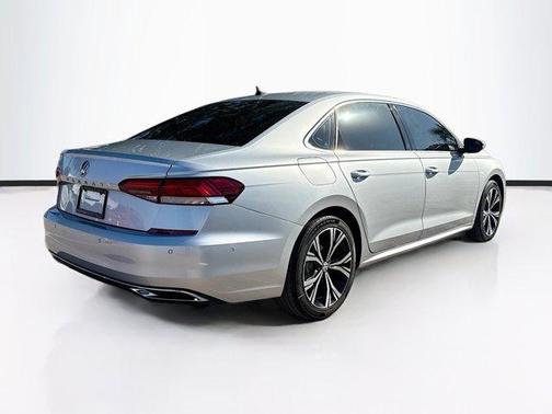 2020 Volkswagen Passat 2.0T SEL