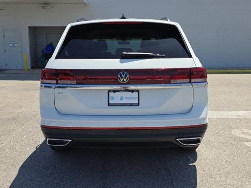 2025 Volkswagen Atlas 2.0T SE