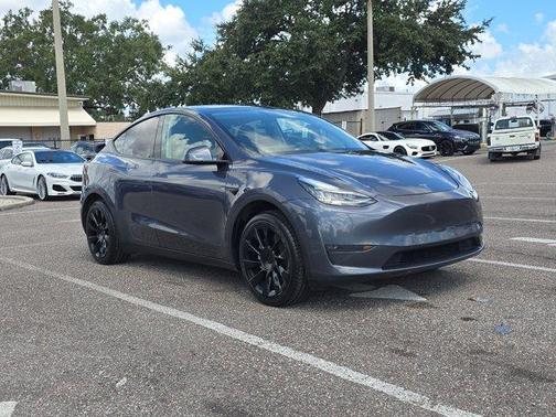2022 Tesla Model Y Long Range