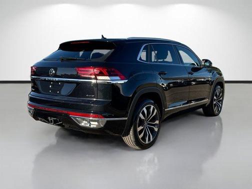 2023 Volkswagen Atlas Cross Sport 3.6L V6 SEL Premium R-Line