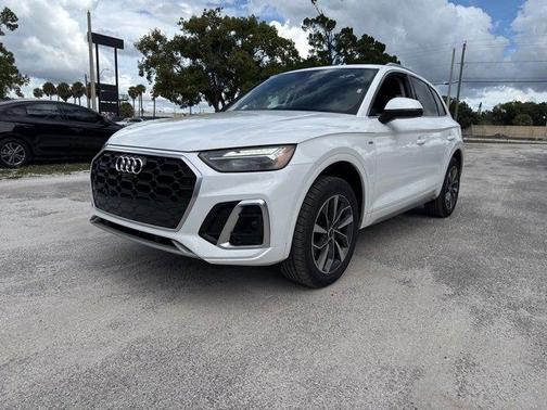 2024 Audi Q5 45 S line quattro Premium