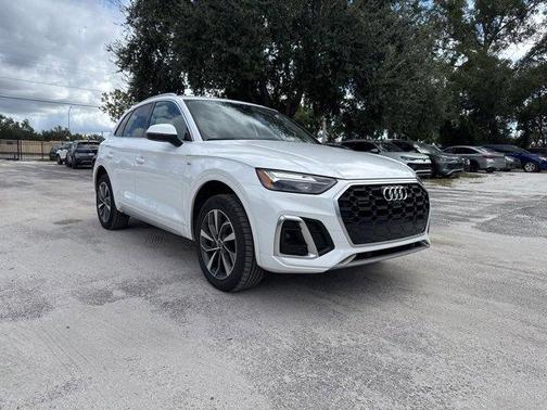 2024 Audi Q5 45 S line quattro Premium