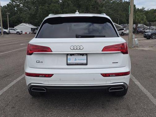 2024 Audi Q5 45 S line quattro Premium