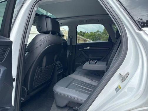 2024 Audi Q5 45 S line quattro Premium
