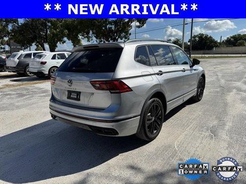 2022 Volkswagen Tiguan 2.0T SE R-Line Black