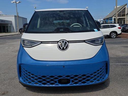 2025 Volkswagen ID. Buzz Pro S Plus