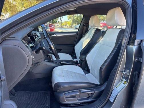 2017 Volkswagen Jetta 1.8T Sport