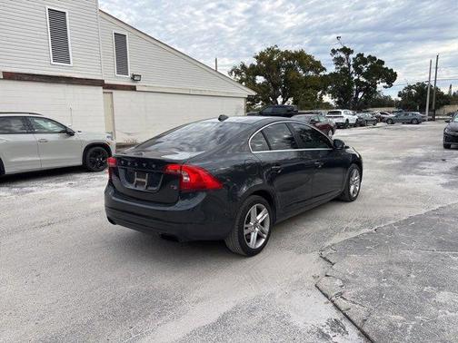 2015 Volvo S60 T5 Premier