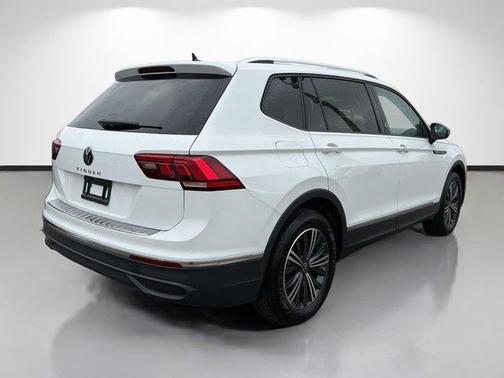 2024 Volkswagen Tiguan 2.0T Wolfsburg Edition