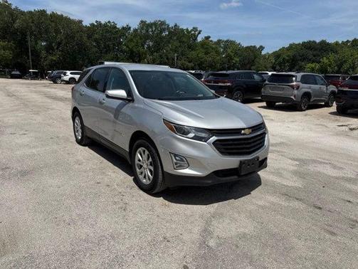 Silver Ice Metallic 2019 Chevrolet Equinox 1LT