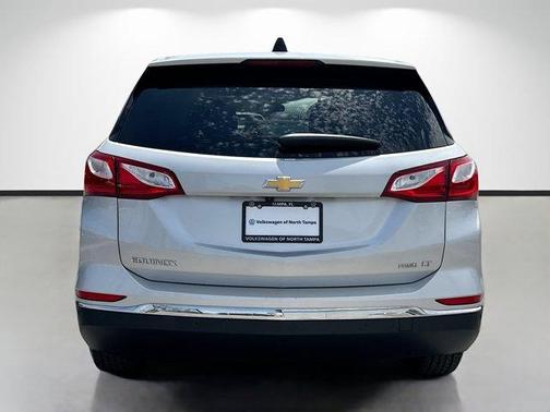 Silver Ice Metallic 2019 Chevrolet Equinox 1LT