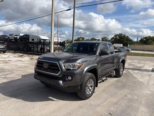 2018 Toyota Tacoma SR5