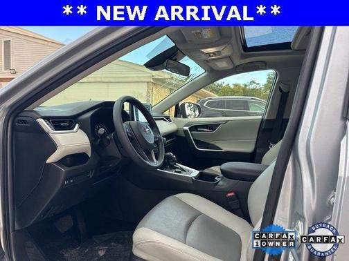 2022 Toyota RAV4 Hybrid XLE Premium