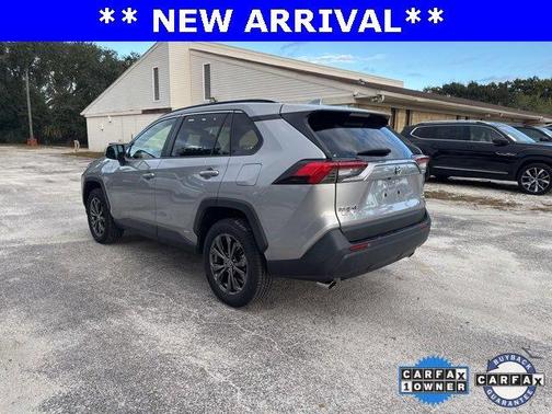 2022 Toyota RAV4 Hybrid XLE Premium