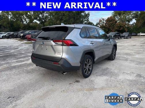 2022 Toyota RAV4 Hybrid XLE Premium