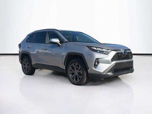 2022 Toyota RAV4 Hybrid XLE Premium