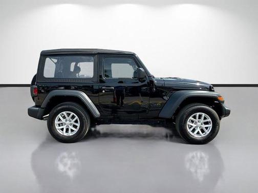 Black Clearcoat 2023 Jeep Wrangler Sport