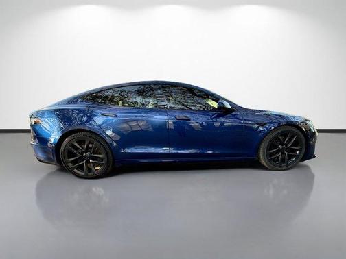 2022 Tesla Model S Plaid