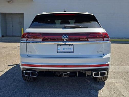 2025 Volkswagen Atlas Cross Sport 2.0T SEL Premium R-Line