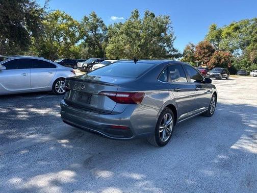 2022 Volkswagen Jetta 1.5T SE