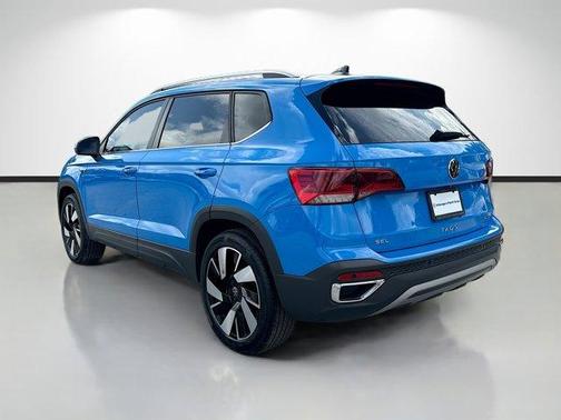 Cornflower Blue 2024 Volkswagen Taos 1.5T SEL