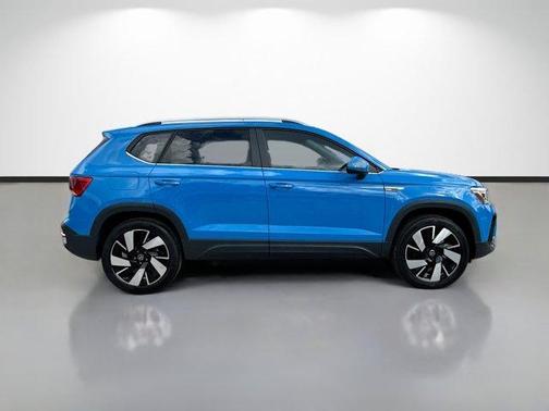 Cornflower Blue 2024 Volkswagen Taos 1.5T SEL