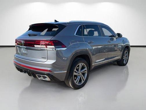 2024 Volkswagen Atlas Cross Sport 2.0T SEL R-Line