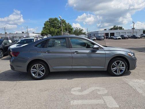 2024 Volkswagen Jetta 1.5T SE